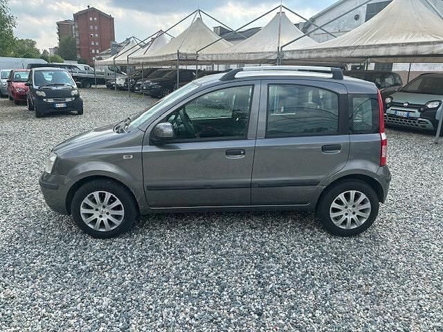 Usata Fiat Panda Dynamic 70 CV (51 kW) 2010 Grigio Utilitaria