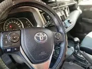 Usata Toyota RAV4 143 CV (105 kW) 2015 Bianco SUV