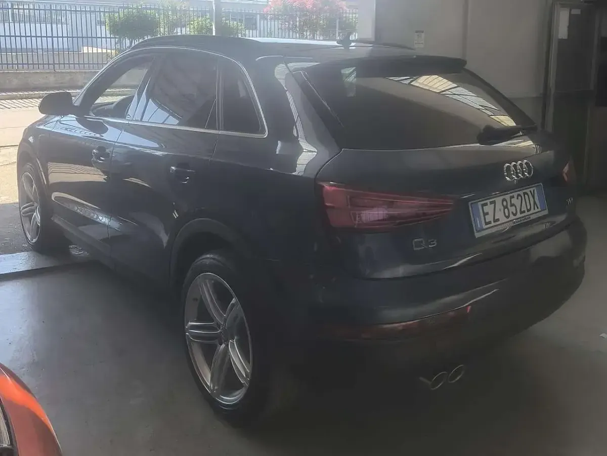 Usata Audi Q3 Sport 150 CV (110 kW) 2015 Blu/azzurro SUV