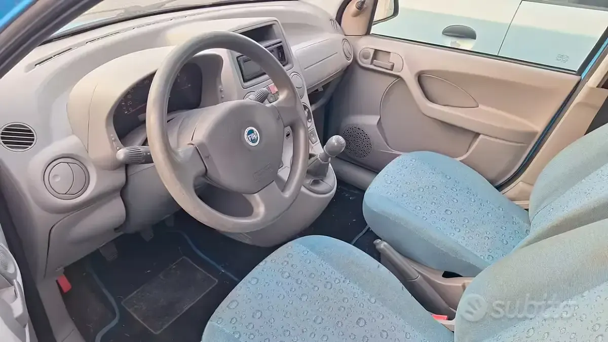 Usata Fiat Panda Active 54 CV (39 kW) 2003 Bluazzurro Utilitaria