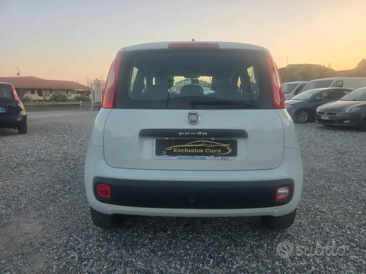 Usata Fiat Panda Lounge 95 CV (69 kW) 2016 Bianco Utilitaria