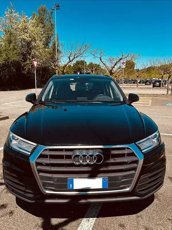 Usata Audi Q5 Business 150 CV (110 kW) 2018 Nero SUV