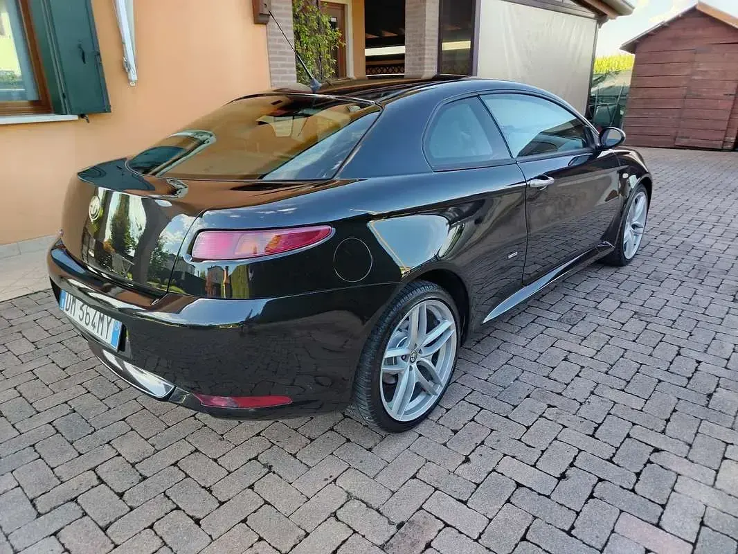 Usata Alfa Romeo GT 150 CV (110 kW) 2009 Coupé