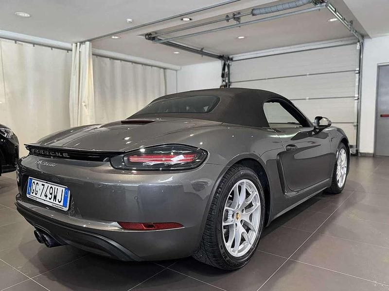 Usata Porsche 718 Boxster 299 CV (219 kW) 2021 Grigio Cabrio