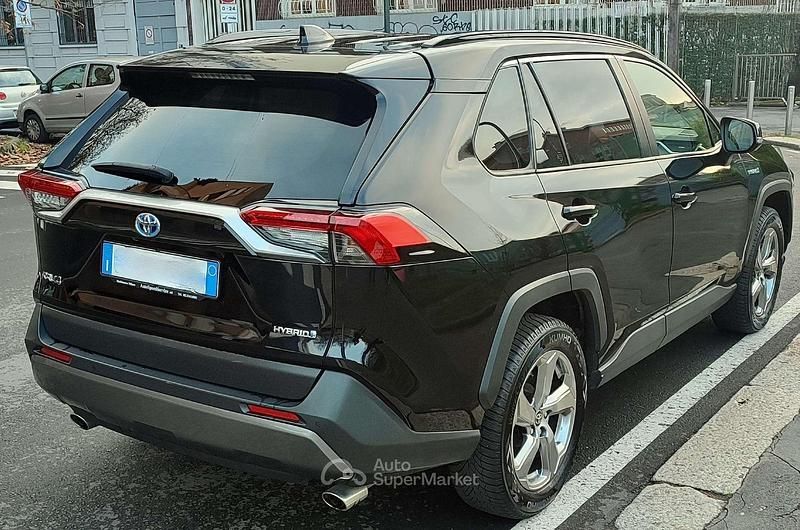 Usata Toyota RAV4 Hybrid 178 CV (130 kW) 2021 Nero SUV