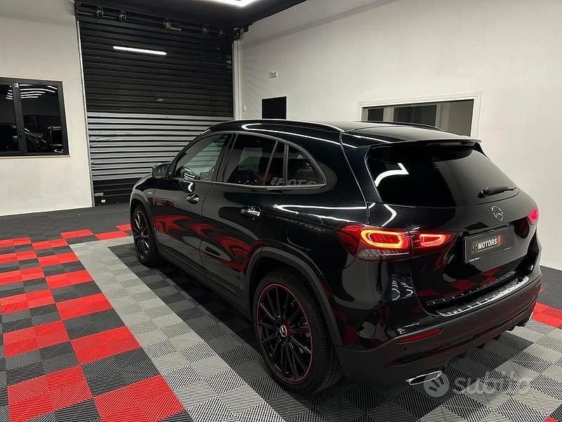 Usata Mercedes GLA200 Premium 150 CV (110 kW) 2020 Nero SUV