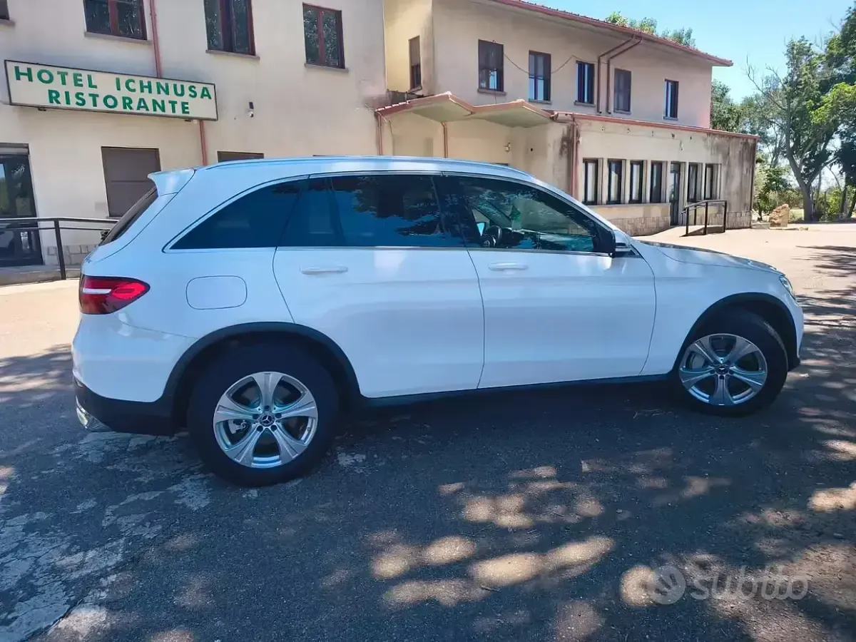 Usata Mercedes GLC220 Exclusive 170 CV (125 kW) 2017 Bianco SUV