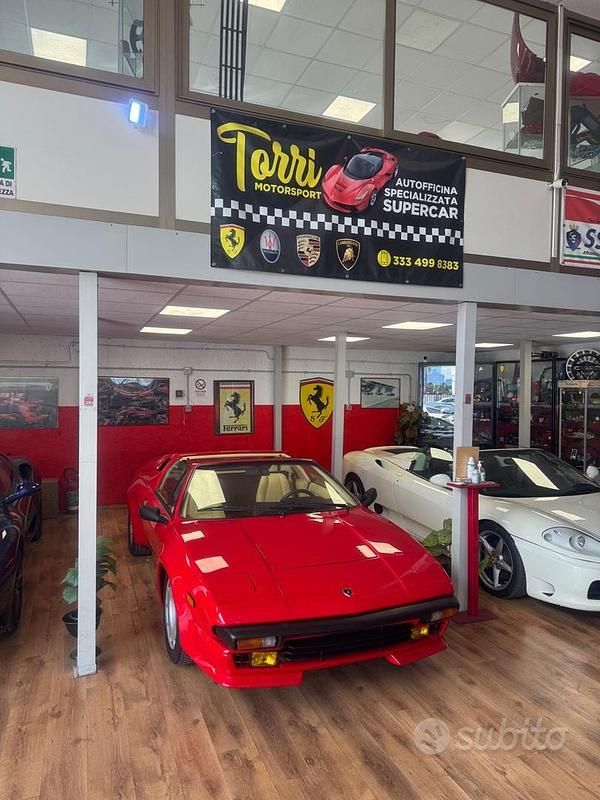 Usata Lamborghini Jalpa 247 CV (181 kW) 1983 Rosso Cabrio