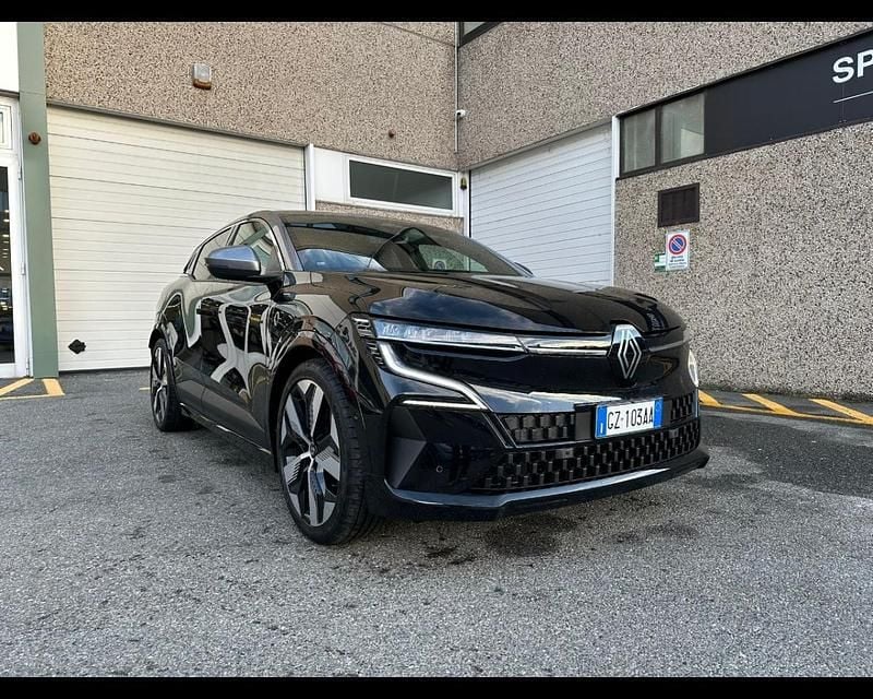 Nero Usata 2025 Renault Megane E-Tech Komfort SUV | 28.500 € (Buon prezzo) - Immagine 1/4