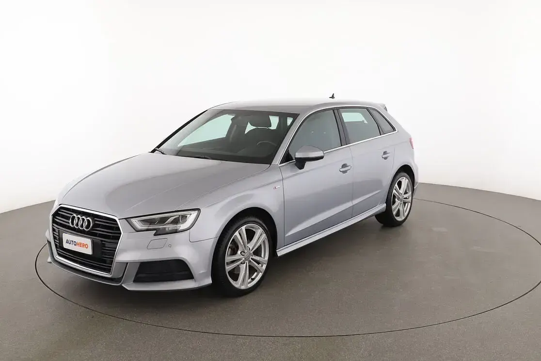 Begagnad Audi A3 Admired 116 HK (85 kW) 2019 Sedan