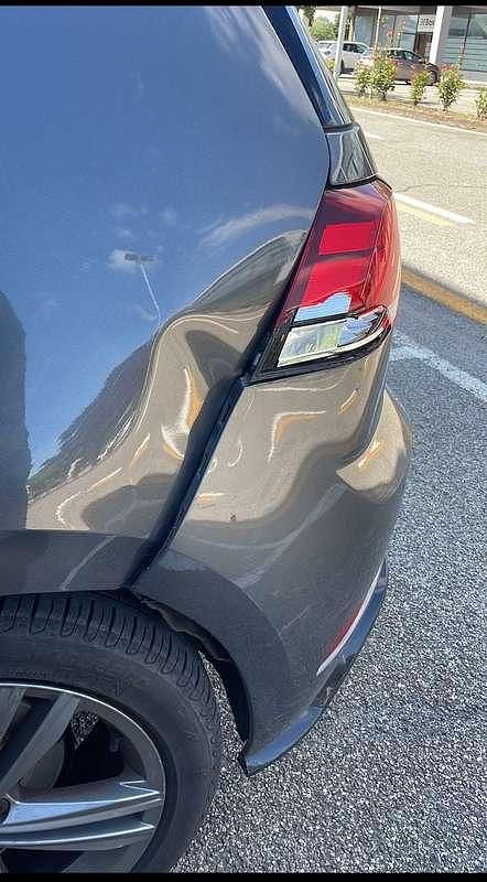 Usata VW Golf VII Sportline 116 CV (85 kW) 2017 Berlina