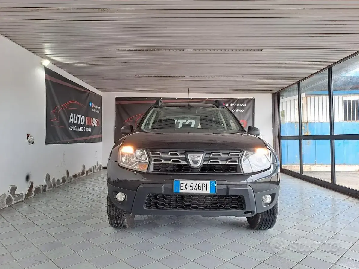 Usata Dacia Duster 114 CV (83 kW) 2015 Nero SUV