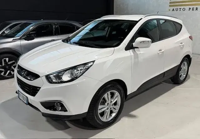 Usata Hyundai ix35 135 CV (99 kW) 2013 Bianco SUV