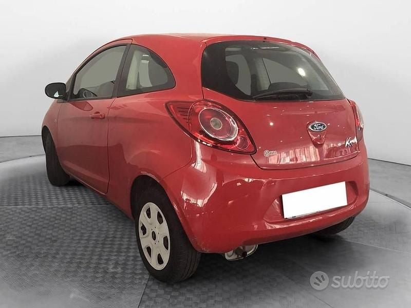 Usata Ford Ka 69 CV (50 kW) 2014 Rosso Utilitaria