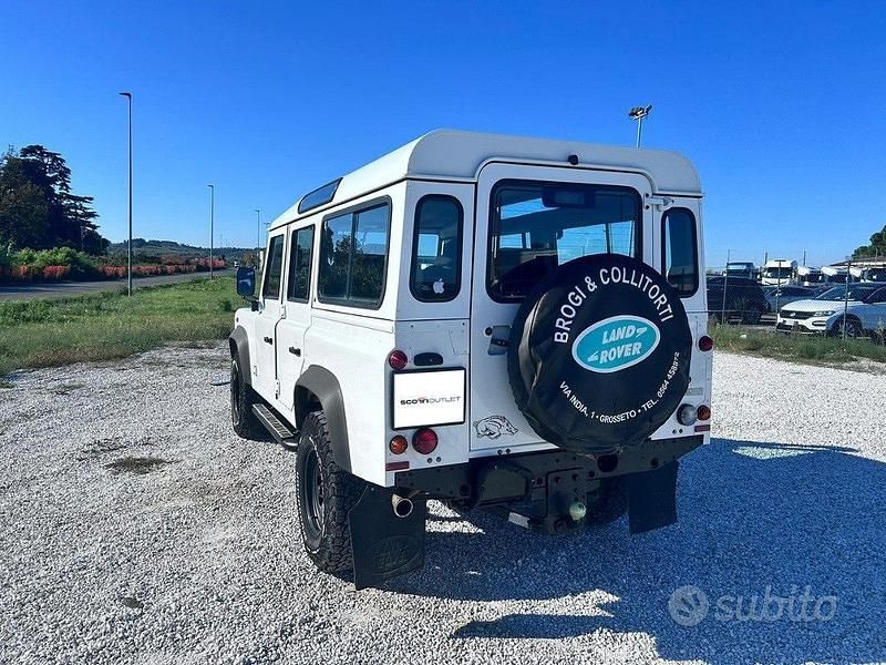 Usata Land Rover Defender 2011 Bianco SUV
