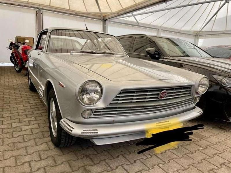 Usata Fiat 2300 101 CV (74 kW) 1968 Grigio Coupé