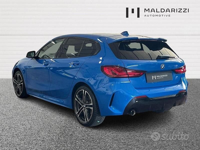 Usata BMW 116 M Sport 116 CV (85 kW) 2021 Blu Utilitaria