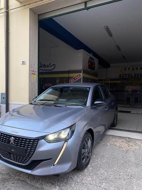 Usata Peugeot 208 Active 75 CV (55 kW) 2020 Grigio Utilitaria