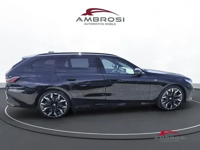 Usata BMW 520 M Sport 197 CV (144 kW) 2025 Nero Station wagon