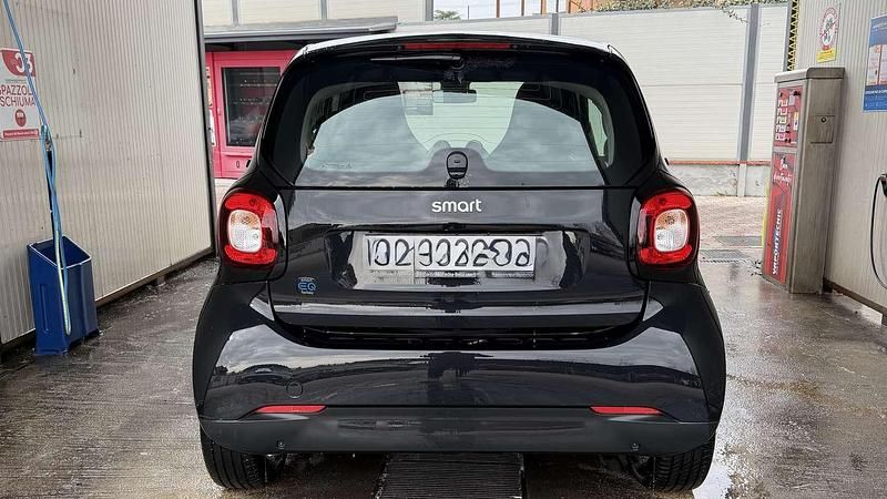 Usata Smart ForTwo Coupé Passion 41 kW (56 CV) 2022 Utilitaria