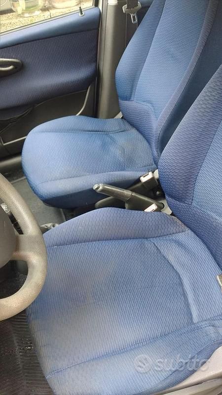 Usata Fiat Punto 2001 Grigio Utilitaria