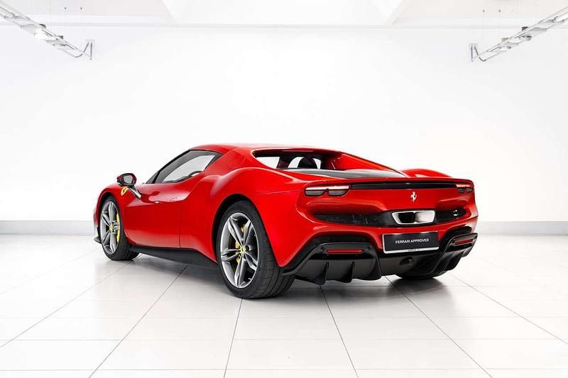 Usata Ferrari 296 829 CV (609 kW) 2023 Other Coupé