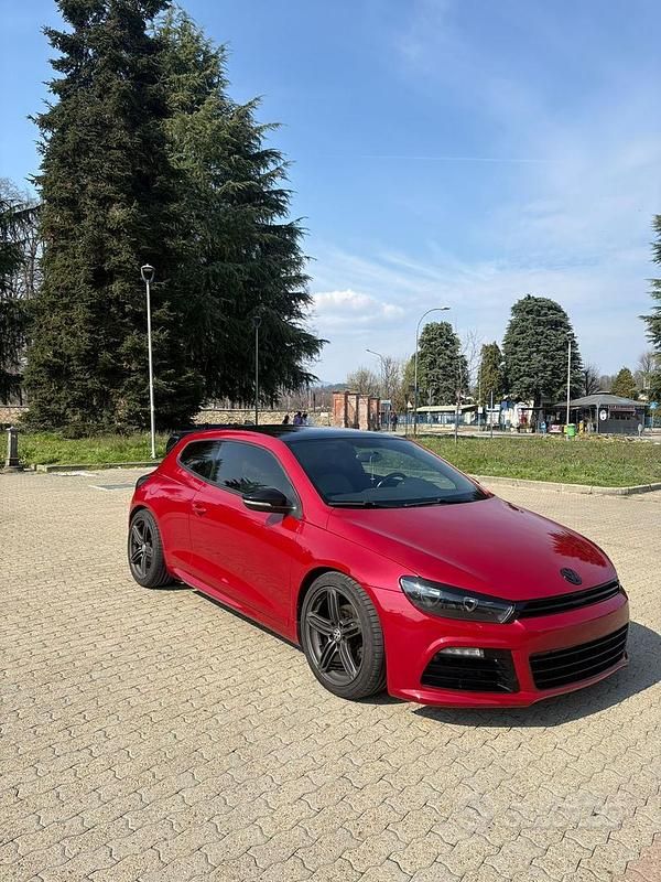 Usata VW Scirocco R-line 122 CV (89 kW) 2011 Rosso Coupé