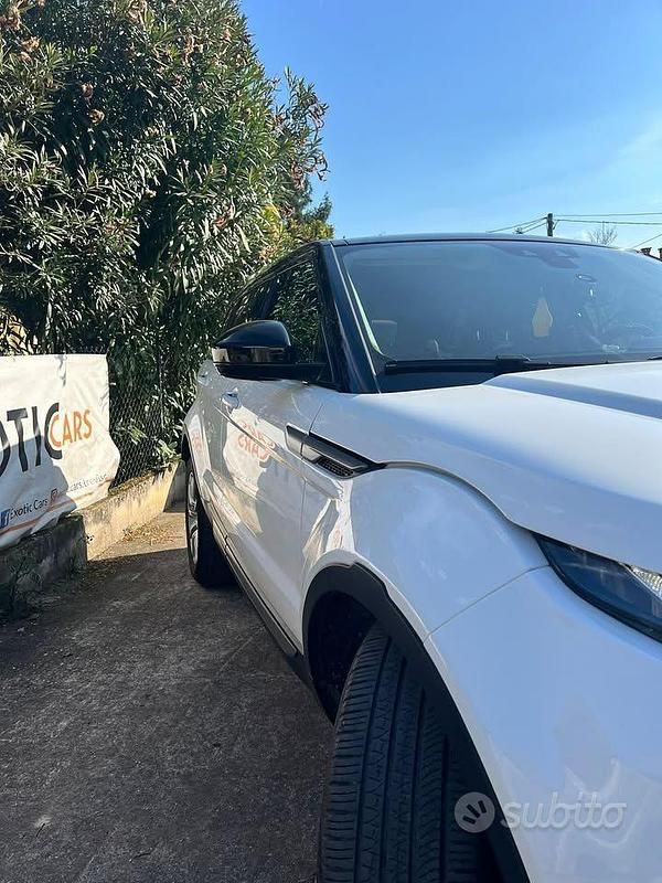 Usata Land Rover Range Rover evoque 150 CV (110 kW) 2016 Bianco Station wagon