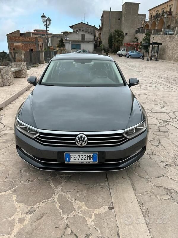 Usata VW Passat 150 CV (110 kW) 2016 Berlina