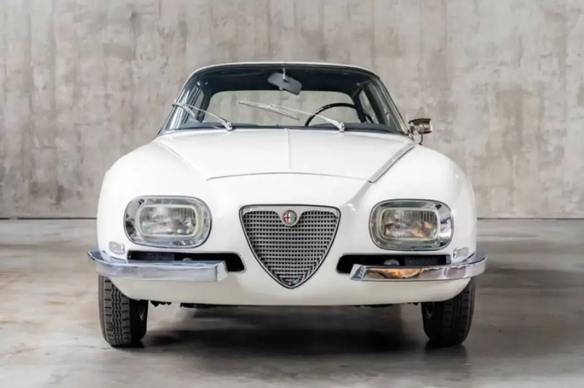 Usata Alfa Romeo 2600 Sprint 145 CV (106 kW) 1965 Bianco Coupé