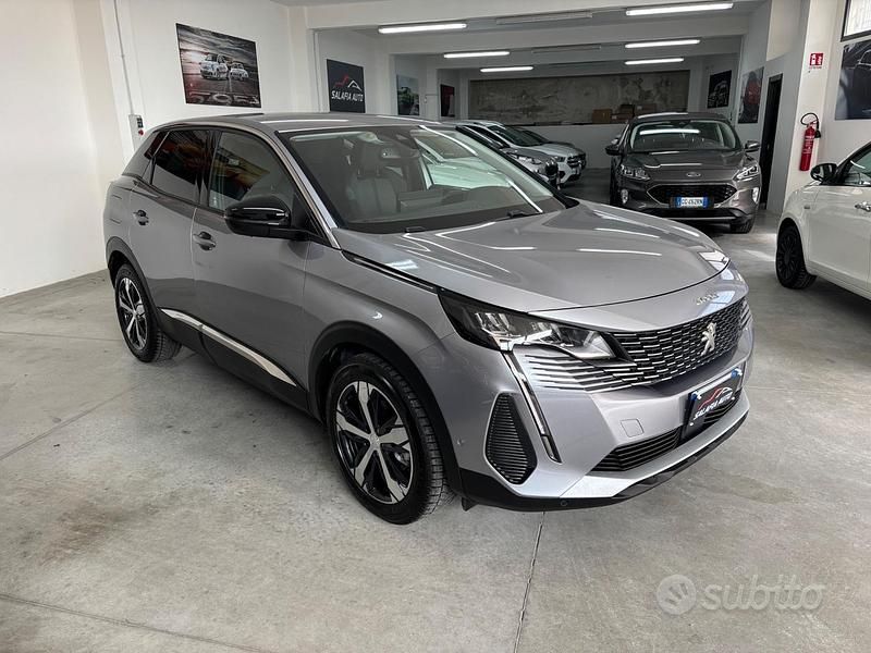 Usata Peugeot 3008 Allure 131 CV (96 kW) 2022 Grigio SUV