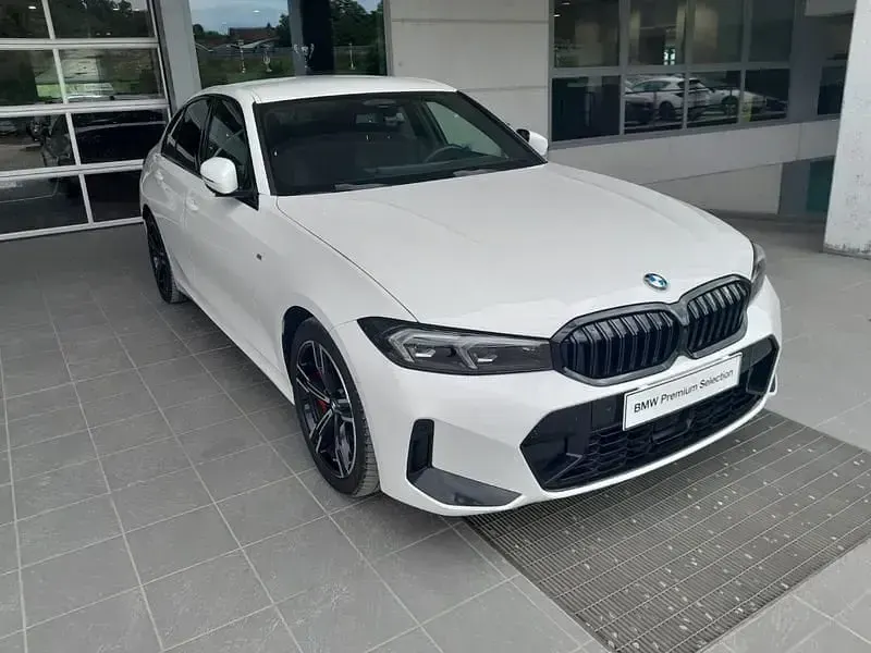 Begagnad BMW 320 M Sport 190 HK (139 kW) 2025 Other Halvkombi