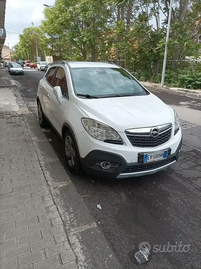 Usata Opel Mokka 131 CV (96 kW) 2014 Bianco SUV