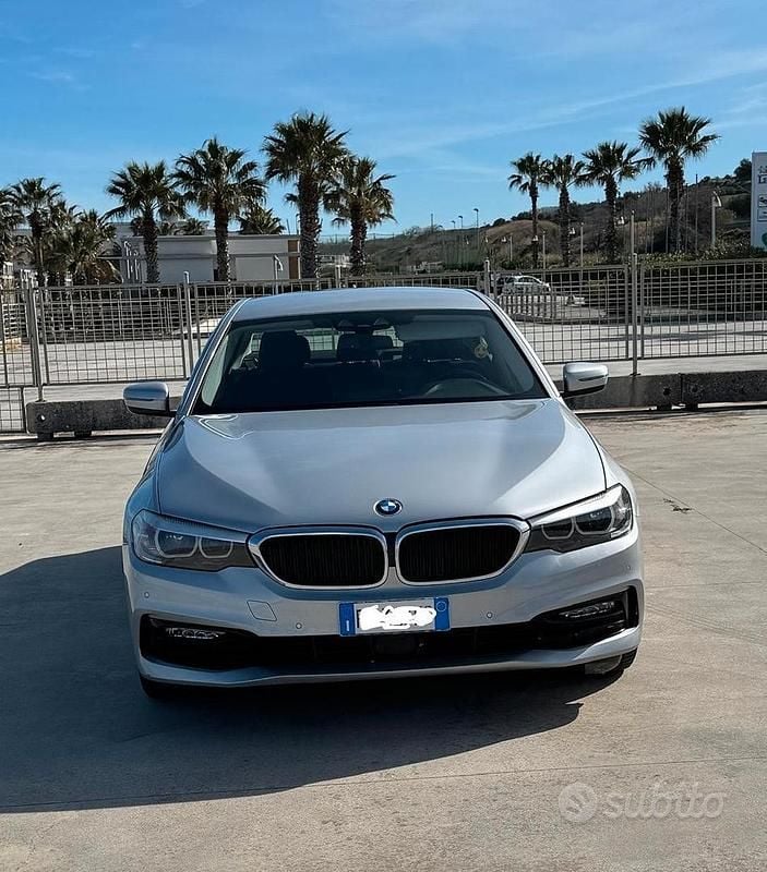 Usata BMW 530 Sport Line 249 CV (183 kW) 2018 Grigio Berlina