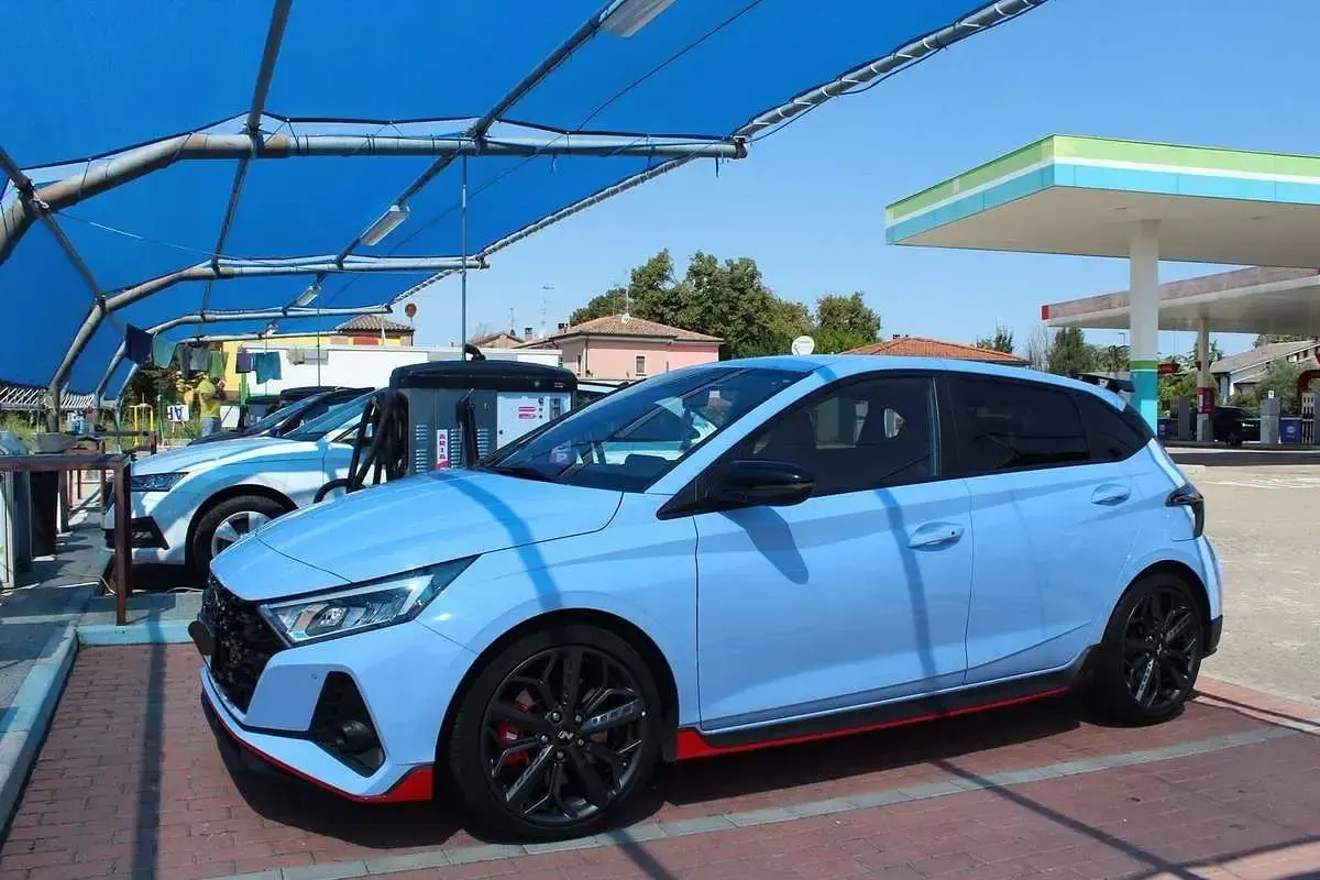Usata Hyundai i20 N Performance 204 CV (150 kW) 2024 Blu/azzurro Utilitaria