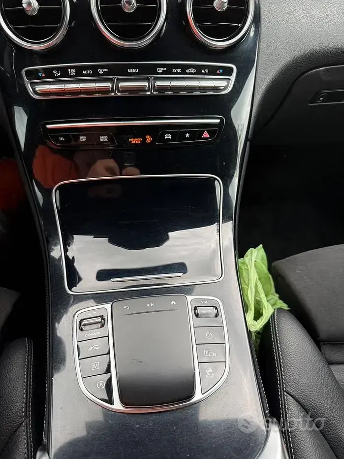 Begagnad Mercedes GLC220 AMG 194 HK (142 kW) 2019 Kombi
