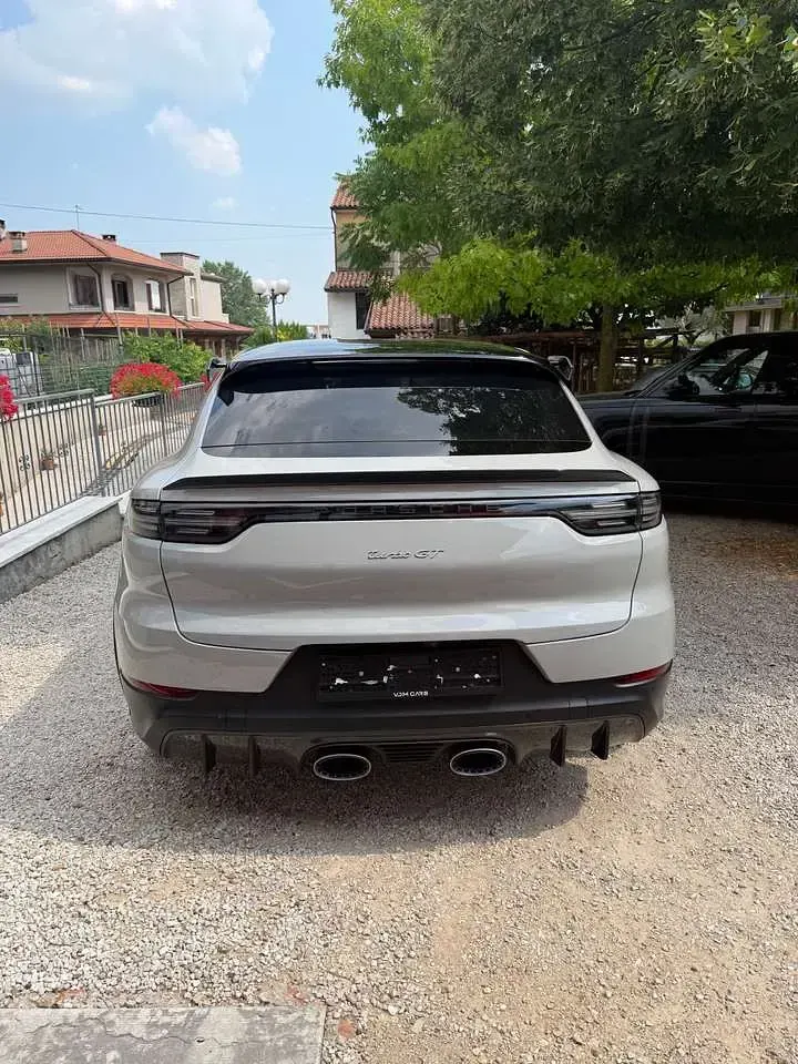 Usata Porsche Cayenne 640 CV (470 kW) 2022 Grigio SUV