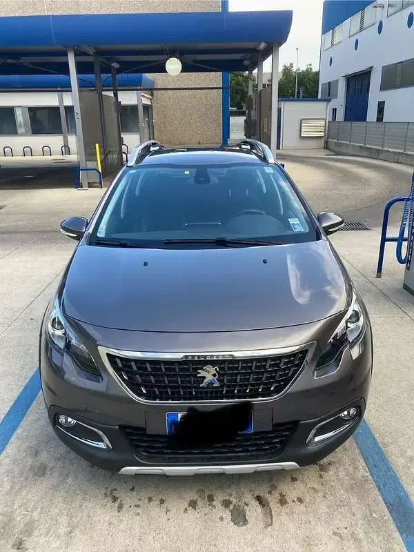 Usata Peugeot 2008 S 110 CV (80 kW) 2017 Nero SUV