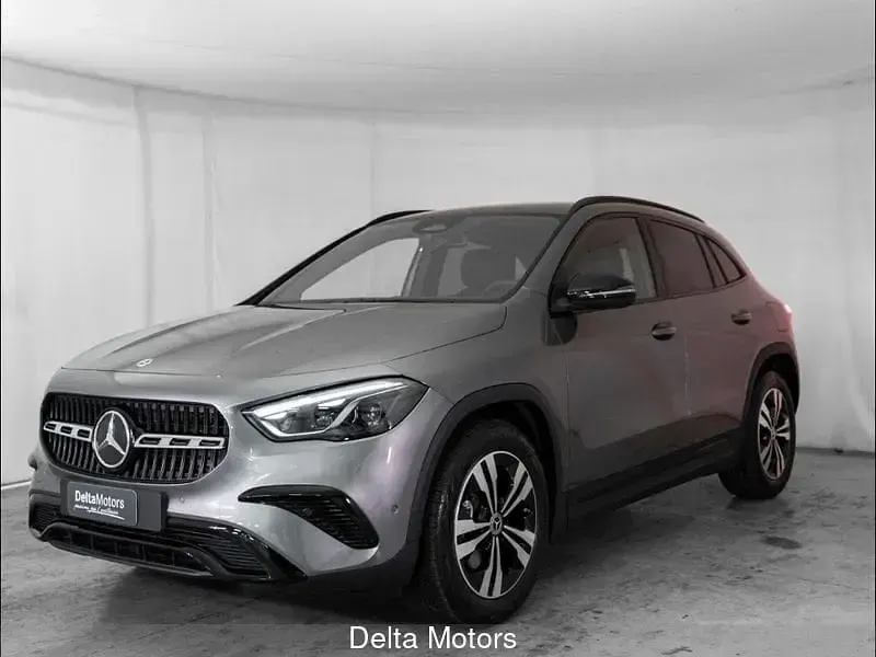 Usata Mercedes GLA200 Progressive 150 CV (110 kW) 2026 SUV
