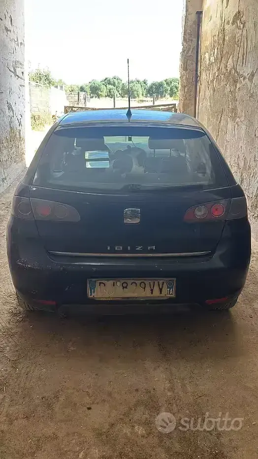 Usata Seat Ibiza 69 CV (50 kW) 2008 Berlina