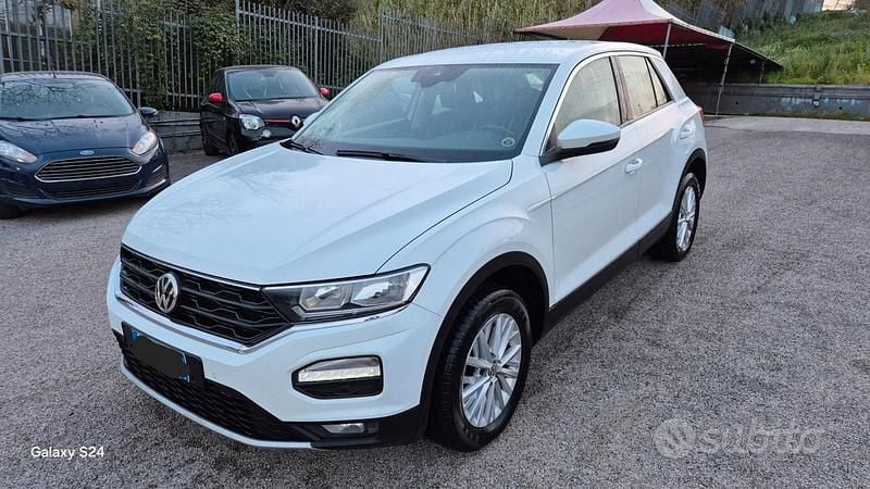 Usata VW T-Roc Style 116 CV (85 kW) 2020 Blu SUV
