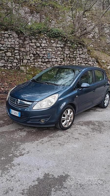 Usata Opel Corsa 90 CV (66 kW) 2006 Utilitaria
