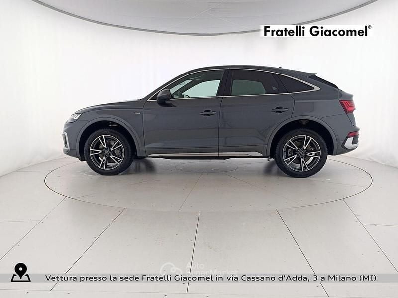 Usata Audi Q5 Sportback S-Line 204 CV (150 kW) 2024 Grigio daytona perlato SUV