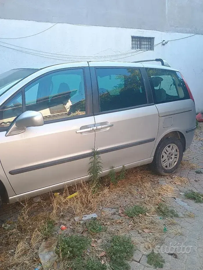 Usata Fiat Ulysse 128 CV (94 kW) 2005 Monovolume