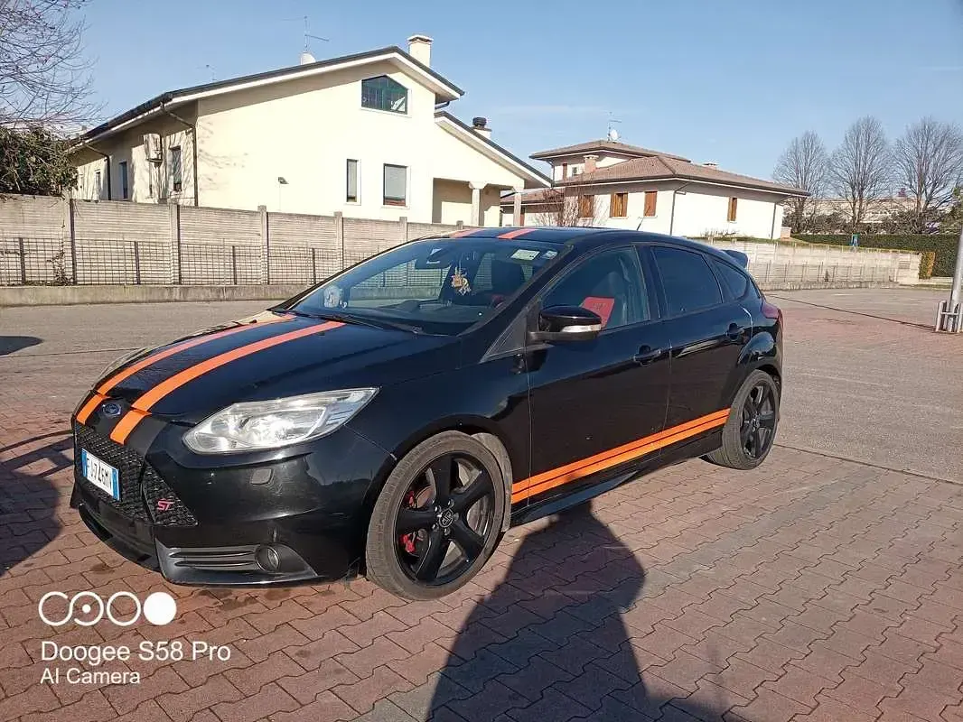 Usata Ford Focus ST 250 CV (183 kW) 2013 Berlina
