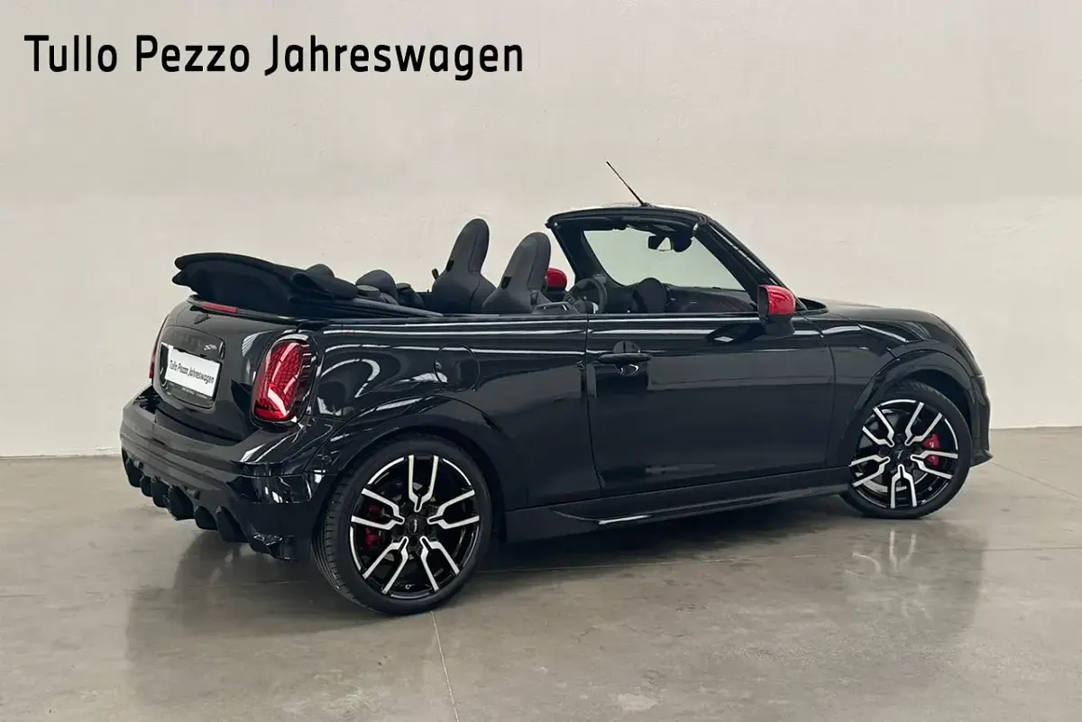 Usata Mini John Cooper Works Cabriolet 231 CV (169 kW) 2025 Midnight black ii metallizzato Cabrio