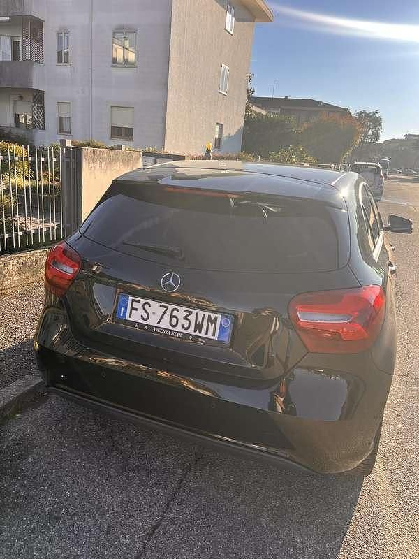 Usata Mercedes A180 Edition 109 CV (80 kW) 2016 Berlina