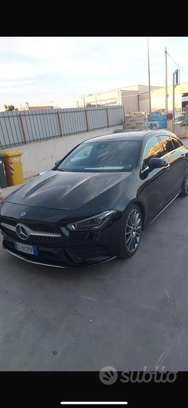 Usata 2020 Mercedes CLA220 Tre volumi | 31.000 € (Cara) - Immagine 1/4