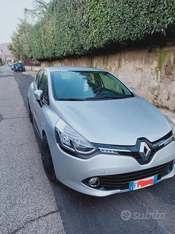 Usata Renault Clio IV 90 CV (66 kW) 2019 Grigio Berlina