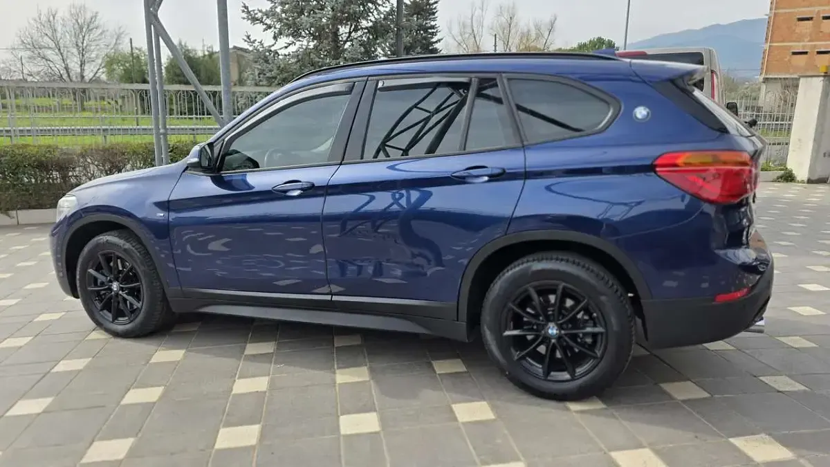 Usata BMW X1 xLine 190 CV (139 kW) 2018 Blu/azzurro SUV